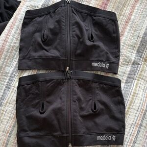 Medela Black Zippered pumping Bra